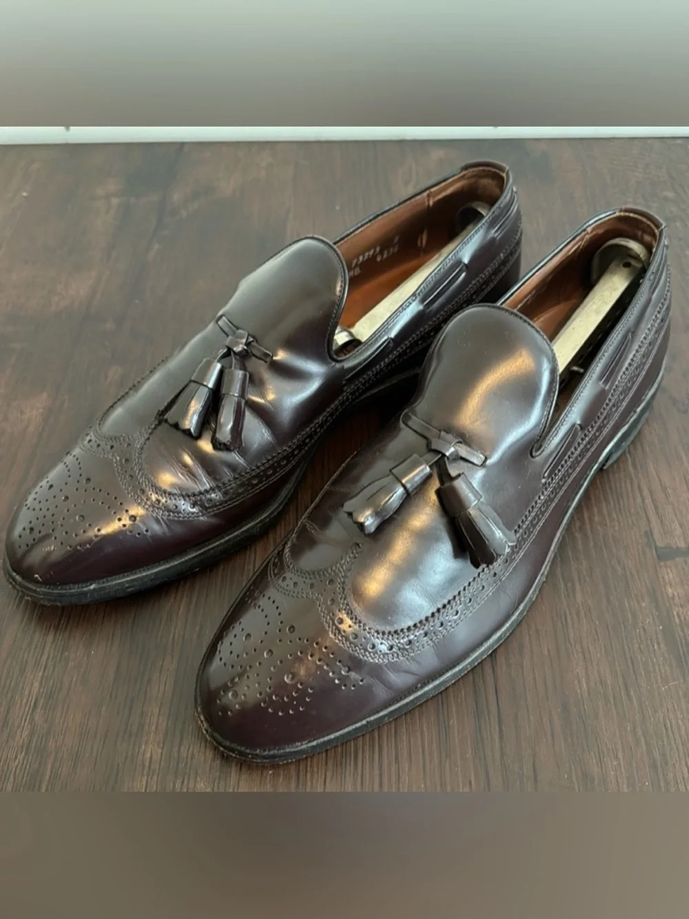 Allen Edmonds Arlington Wingtip Tassel Kiltie Loafer Men's Size 9B Burgundy
